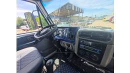 VOLKSWAGEN - 8-150 - 2002/2002 - Branca - R$ 185.000,00