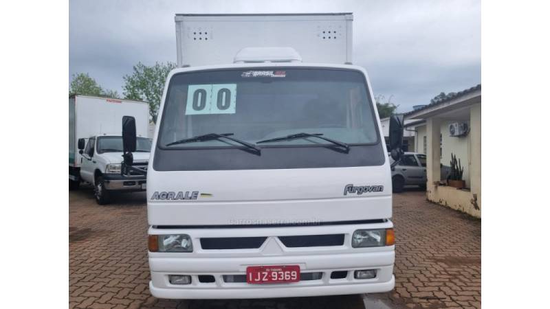 AGRALE - 7000 - 2000/2000 - Branca - R$ 110.000,00