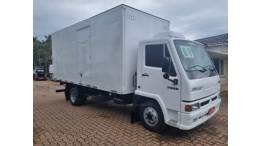 AGRALE - 7000 - 2000/2000 - Branca - R$ 110.000,00
