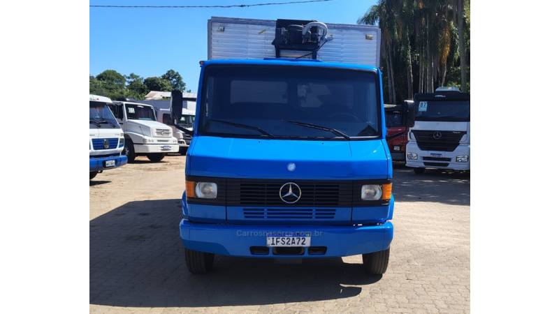 MERCEDES-BENZ - 709 - 1990/1990 - Azul - R$ 95.000,00