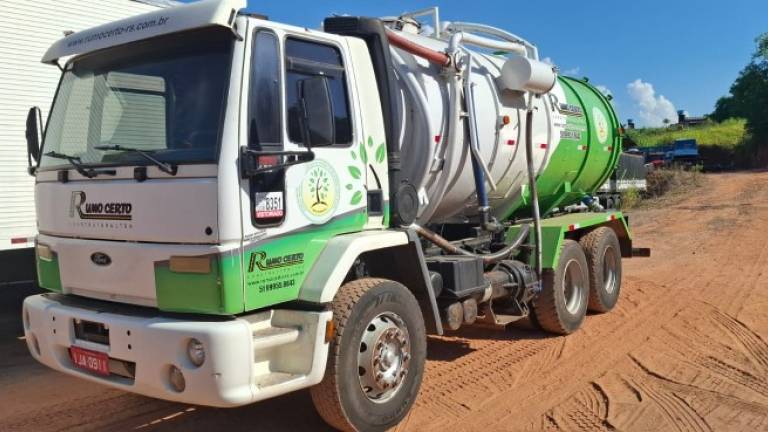 FORD - CARGO 1622 - 1999/1999 - Branca - R$ 230.000,00