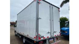 IVECO - DAILY - 2014/2014 - Branca - R$ 130.000,00