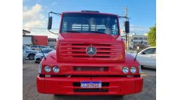 MERCEDES-BENZ - L-1620 - 2000/2000 - Vermelha - R$ 210.000,00