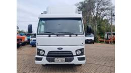 FORD - CARGO 816 - 2016/2017 - Branca - R$ 250.000,00