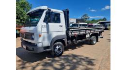 VOLKSWAGEN - 8-160 - 2013/2013 - Branca - R$ 195.000,00