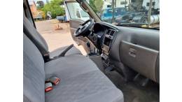 HYUNDAI - HR - 2007/2008 - Branca - R$ 95.000,00