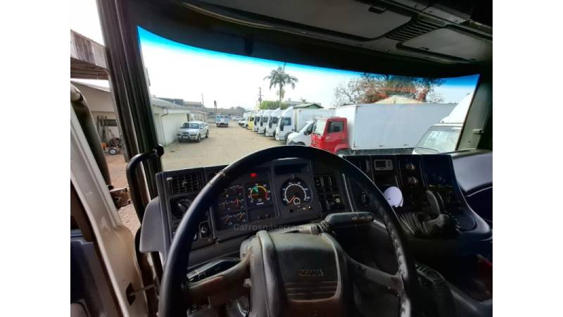 SCANIA - P-124 - 2006/2007 - Branca - R$ 290.000,00