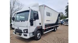 FORD - CARGO 816 - 2016/2017 - Branca - R$ 250.000,00