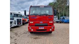 FORD - CARGO 1317 - 2007/2007 - Vermelha - R$ 175.000,00