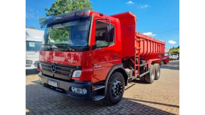 MERCEDES-BENZ - ATEGO 2428 - 2011/2011 - Vermelha - R$ 330.000,00