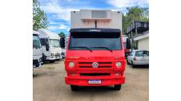 VOLKSWAGEN - 10-160 - 2015/2016 - Vermelha - R$ 270.000,00