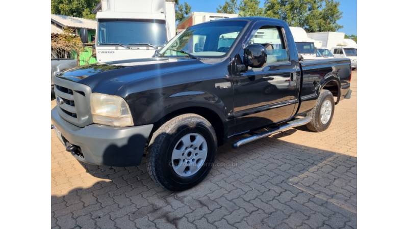 FORD - F-250 - 2001/2001 - Preta - R$ 110.000,00