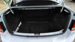 CHEVROLET - CLASSIC - 2015/2016 - Branca - R$ 35.900,00