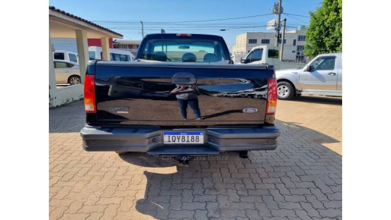 FORD - F-250 - 2001/2001 - Preta - R$ 110.000,00