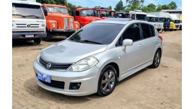 NISSAN - TIIDA - 2012/2012 - Prata - Sob Consulta