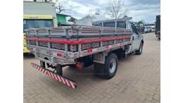 FORD - F-350 - 2014/2015 - Prata - R$ 168.000,00