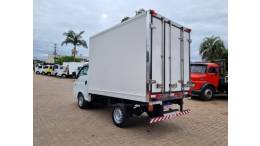 HYUNDAI - HR - 2007/2008 - Branca - R$ 95.000,00