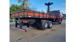 MERCEDES-BENZ - L-1620 - 2000/2000 - Vermelha - R$ 210.000,00