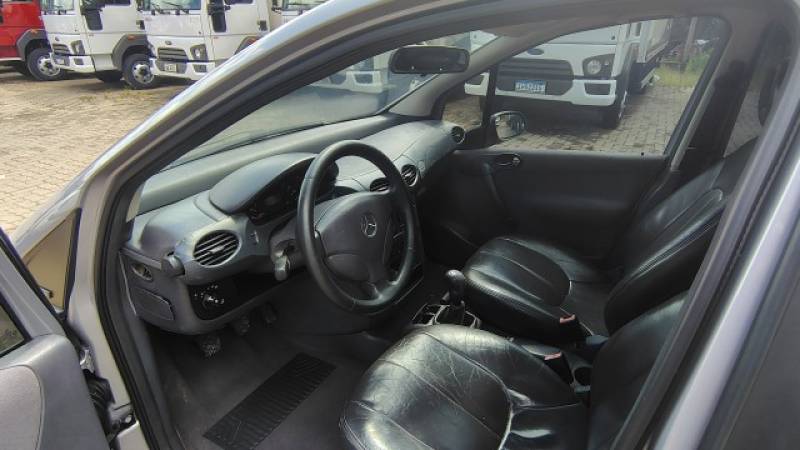 MERCEDES-BENZ - CLASSE A - 2001/2001 - Cinza - R$ 12.900,00