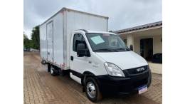 IVECO - DAILY - 2014/2014 - Branca - R$ 130.000,00