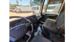 FORD - CARGO 816 - 2015/2016 - Branca - R$ 230.000,00
