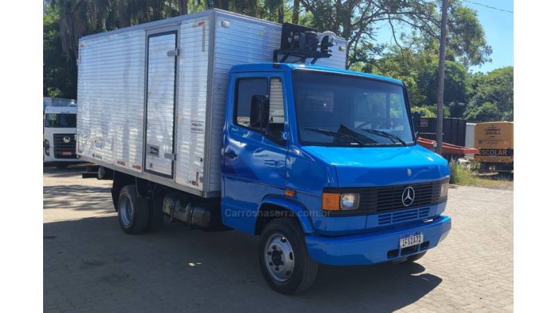 MERCEDES-BENZ - 709 - 1990/1990 - Azul - R$ 95.000,00