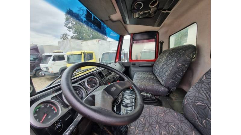 FORD - CARGO 1317 - 2007/2007 - Vermelha - R$ 175.000,00