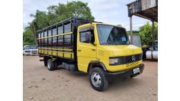 MERCEDES-BENZ - 710 - 1997/1997 - Amarela - R$ 135.000,00