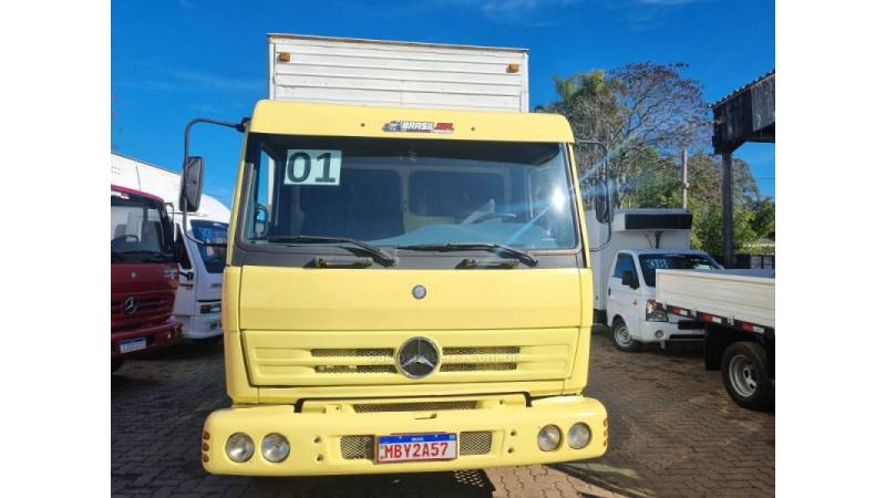 MERCEDES-BENZ - 914 - 2001/2001 - Amarela - R$ 145.000,00