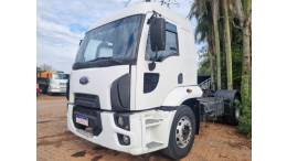 FORD - CARGO 1932 - 2011/2012 - Branca - R$ 130.000,00