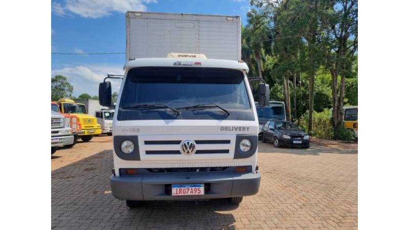 VOLKSWAGEN - 9-150 - 2010/2011 - Branca - R$ 230.000,00