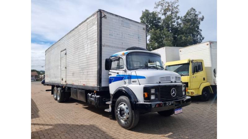MERCEDES-BENZ - L-1118 - 1987/1987 - Branca - R$ 140.000,00