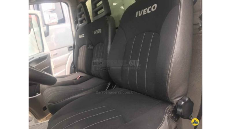 IVECO - DAILY - 2014/2014 - Branca - R$ 130.000,00
