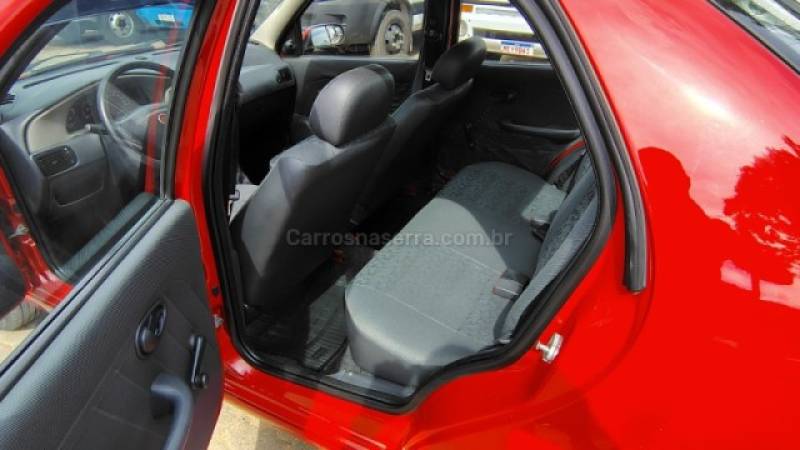 FIAT - SIENA - 2009/2008 - Vermelha - R$ 28.900,00