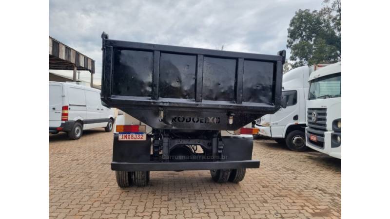 FORD - CARGO 1317 - 2007/2007 - Vermelha - R$ 175.000,00