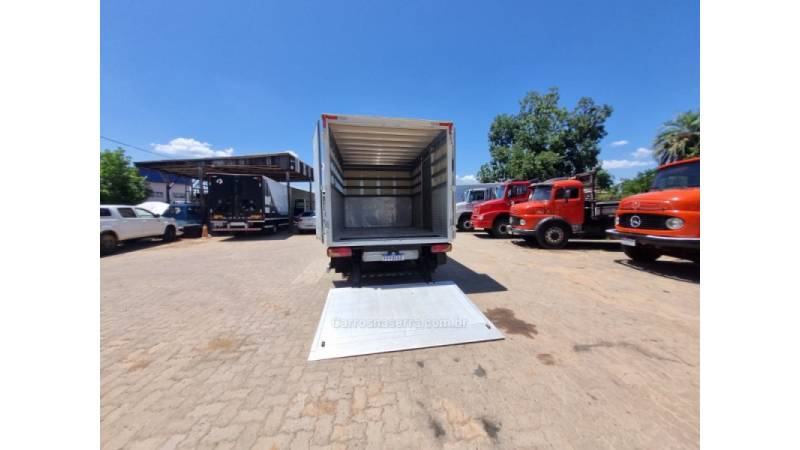 MERCEDES-BENZ - SPRINTER - 2017/2018 - Branca - R$ 190.000,00