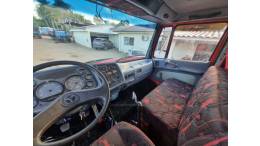 MERCEDES-BENZ - L-1620 - 2000/2000 - Vermelha - R$ 210.000,00