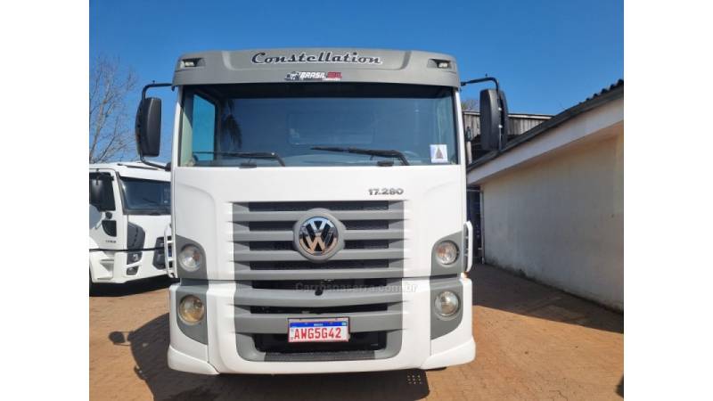 VOLKSWAGEN - 17-280 - 2012/2013 - Branca - R$ 260.000,00