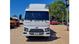 FORD - CARGO 816 - 2015/2016 - Branca - R$ 230.000,00