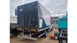 FORD - F-4000 - 2017/2017 - Branca - R$ 170.000,00