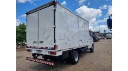 MERCEDES-BENZ - 710 PLUS - 2005/2005 - Branca - R$ 150.000,00