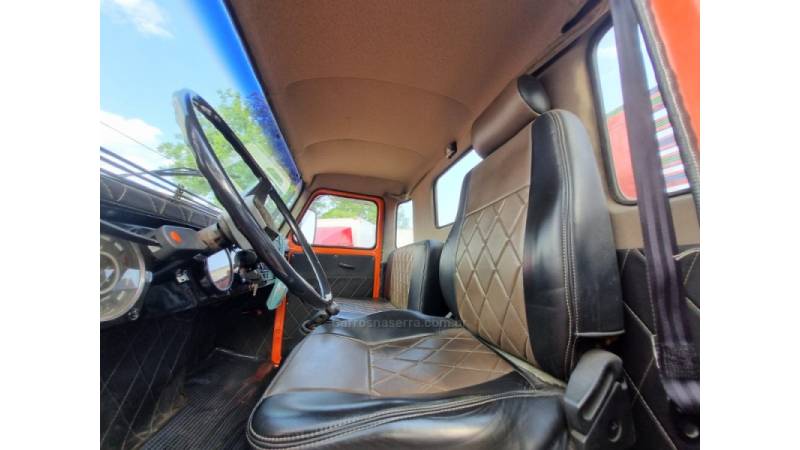 SCANIA - T-112 - 1963/1963 - Laranja - R$ 130.000,00