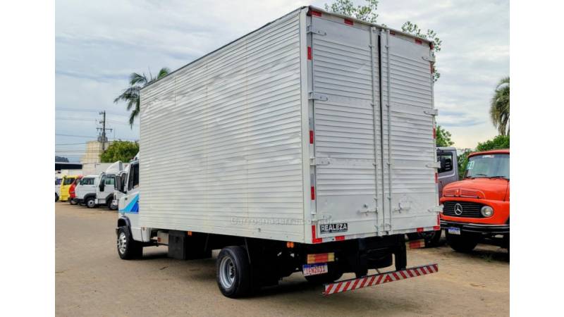 MERCEDES-BENZ - 912 - 1993/1993 - Branca - R$ 135.000,00