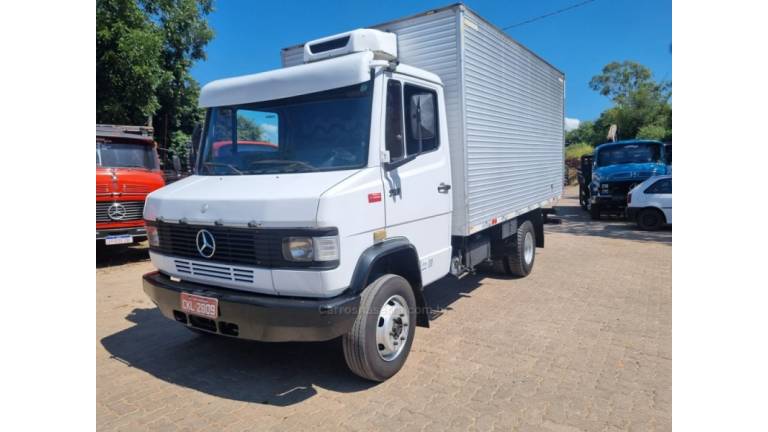 MERCEDES-BENZ - 710 - 1997/1997 - Branca - R$ 130.000,00