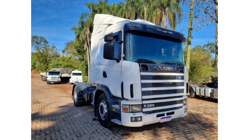 SCANIA - R-114 - 2006/2006 - Branca - R$ 195.000,00