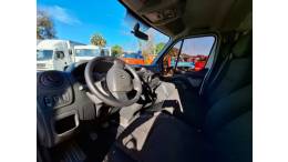 RENAULT - MASTER - 2018/2019 - Branca - R$ 165.000,00
