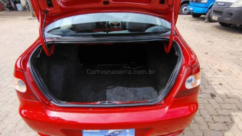 FIAT - SIENA - 2009/2008 - Vermelha - R$ 28.900,00