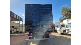 FORD - CARGO 1517 - 2011/2012 - Branca - R$ 190.000,00