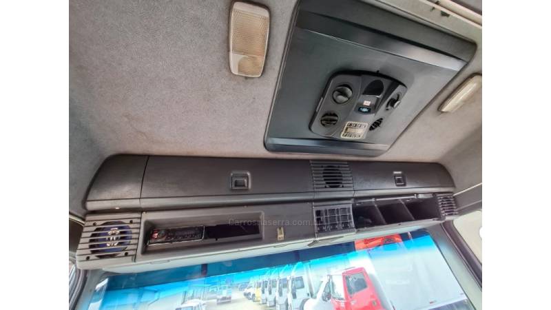 SCANIA - P-124 - 2006/2007 - Branca - R$ 290.000,00