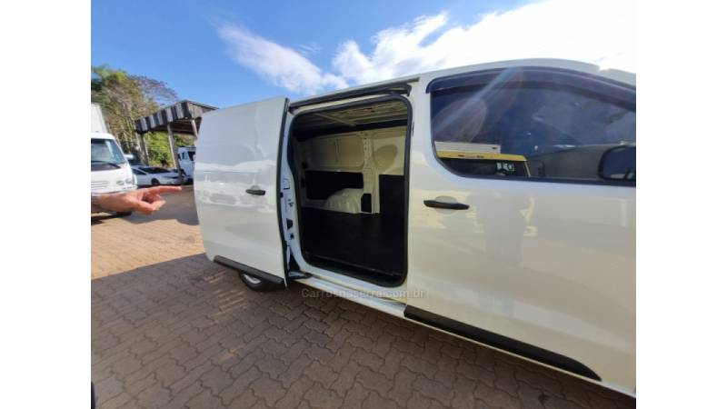 CITROËN - JUMPER - 2021/2022 - Branca - R$ 125.000,00